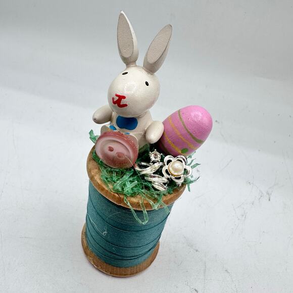 Tiny Easter Assemblage Holiday Decor - Wooden Spool with Bunny - Picture 3 of 6